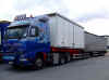 Carslstrom Volvo FH 12 Double B 3a-2a-3a li.JPG (25651 Byte)