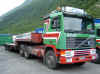 Oren, P.A. Volvo F12 Jumbo-Pritschen-SZ 3a-3a.JPG (37727 Byte)